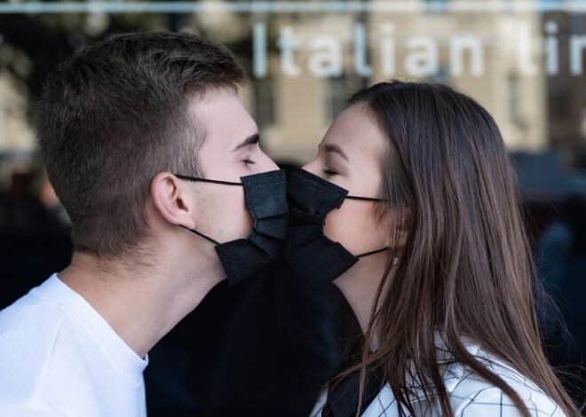Can I Kiss with HSV-1? Expert Advice on Intimacy and Safety