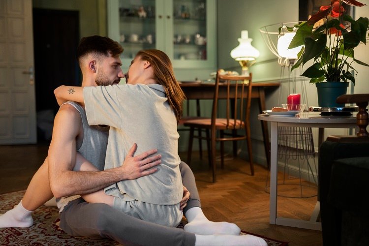 Living with Herpes: Safe and Honest Approaches to Casual Sex